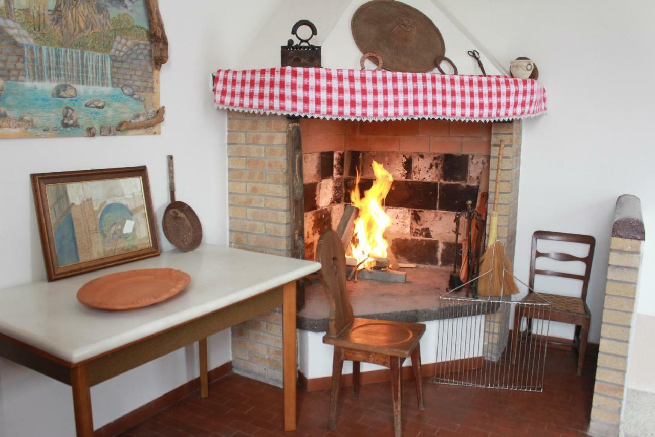 Terrazze Dell'Artista Bed and Breakfast Saletto Εξωτερικό φωτογραφία