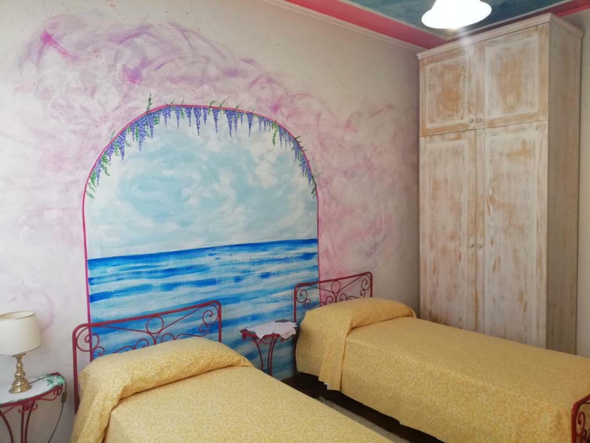 Terrazze Dell'Artista Bed and Breakfast Saletto Εξωτερικό φωτογραφία